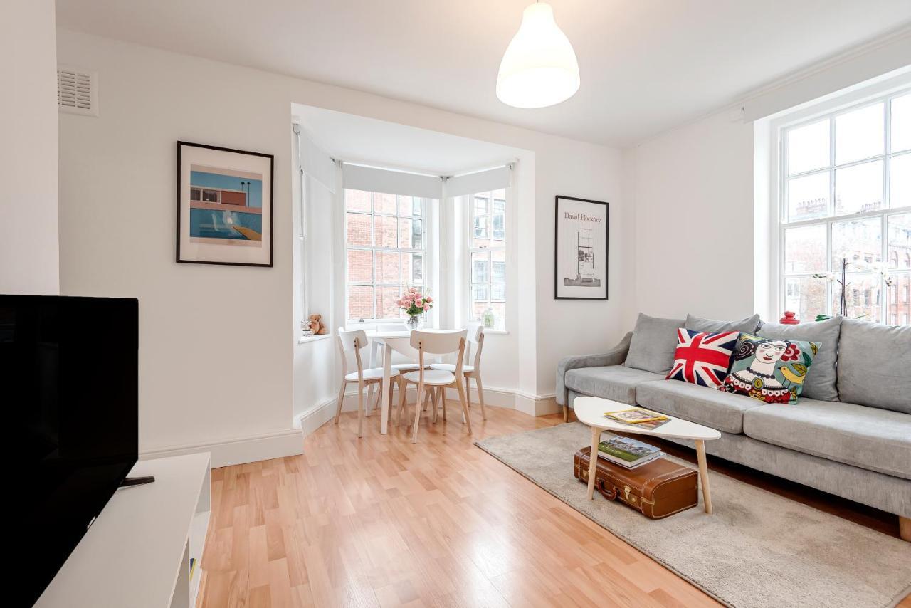 Modern One Bedroom Victoria Apartment Londra Esterno foto